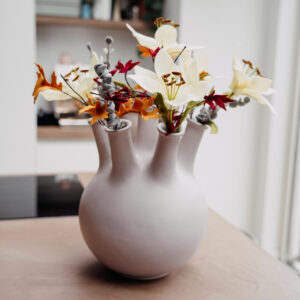 bloemen, bloemist Hoorn, boeket Hoorn, kunstbloemen, zijden bloemen, nepbloemen, viltboeket, duurzaam boeket, allergie boeket, hooikoorts boeket, viltbloemist, alternatief boeket, bloemen voor in huis